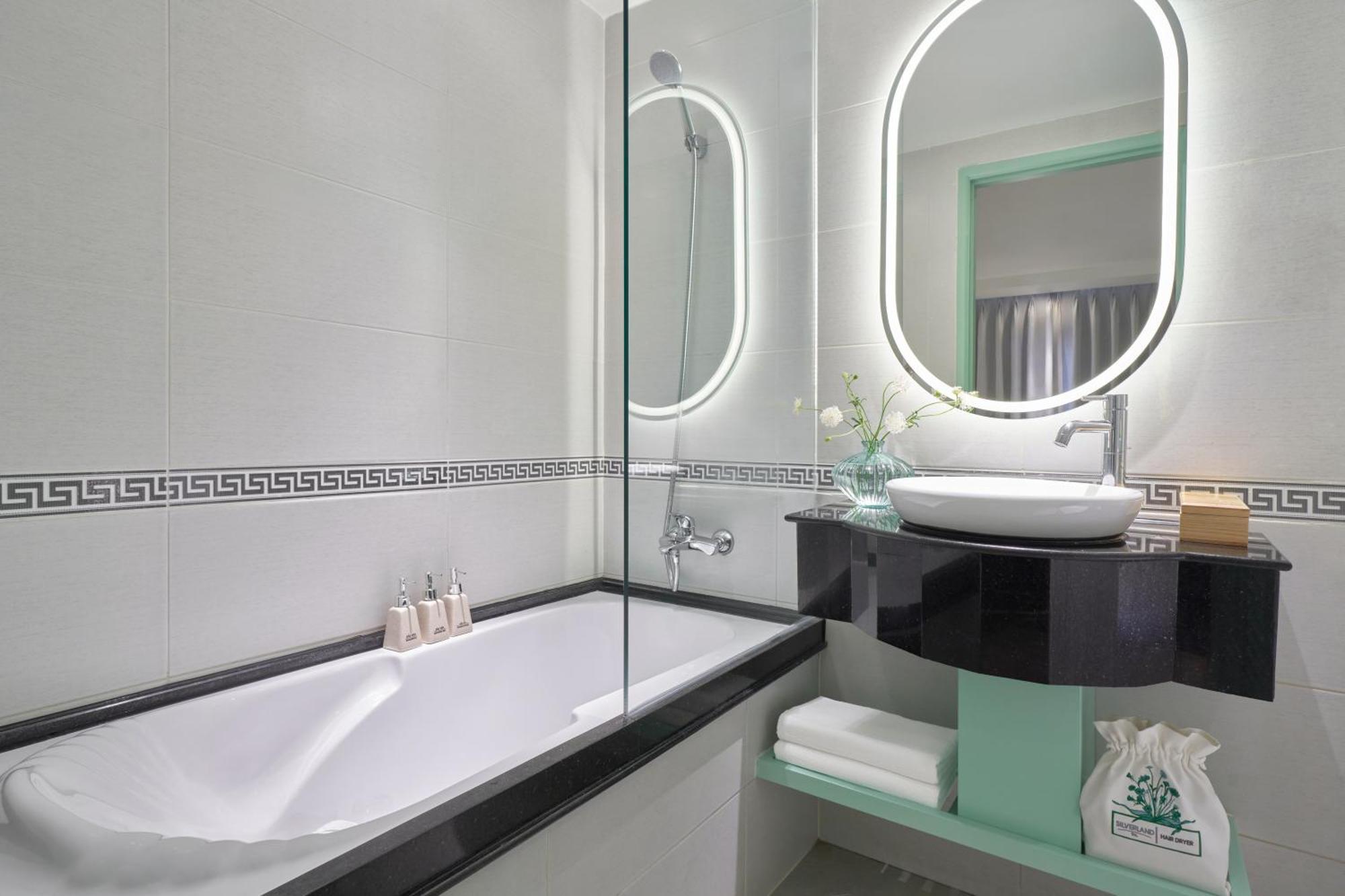 Silverland Sil Hotel Хошимин Экстерьер фото
